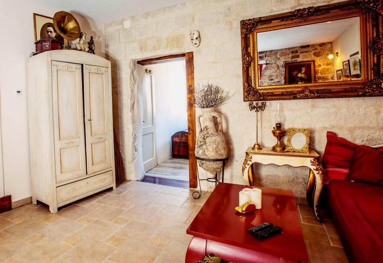 Dimora Picco Bello Trogir Extérieur photo